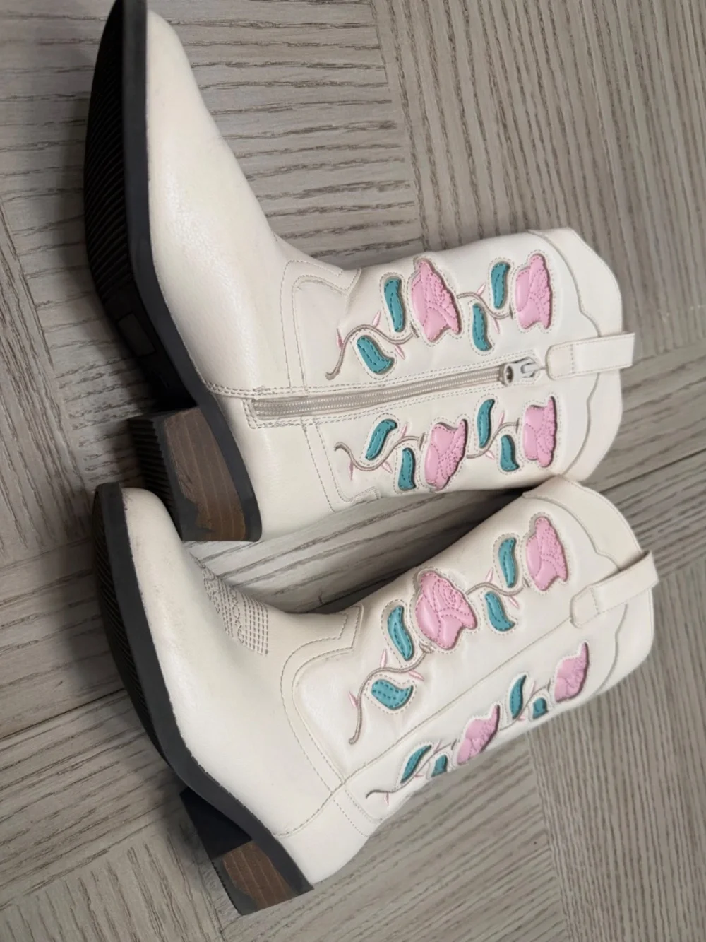Kids' Emberly Embroidered Western Boots - art class Ivory - SIZE 1